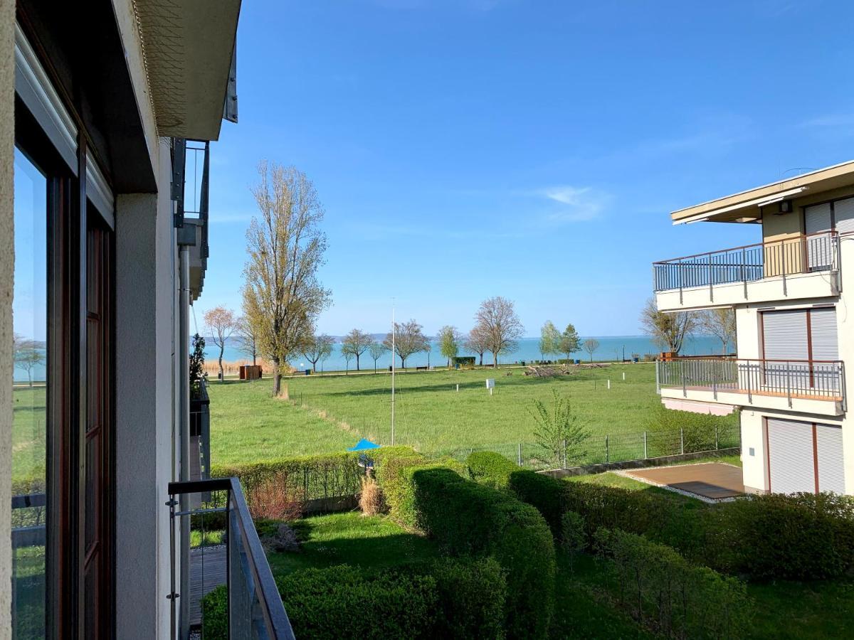 Lakeside Luxury Apartment Zamárdi Екстериор снимка