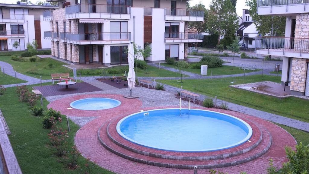 Lakeside Luxury Apartment Zamárdi Екстериор снимка